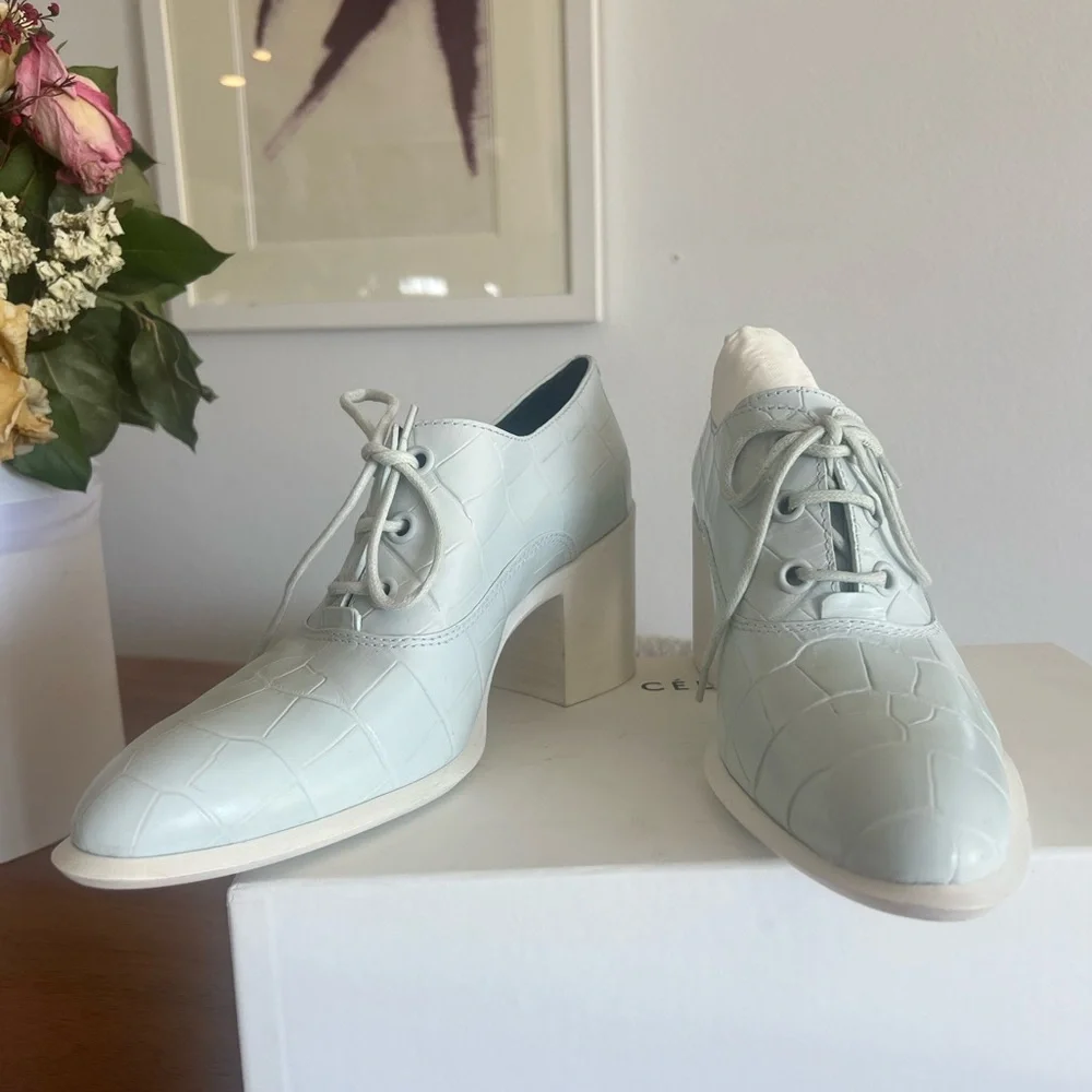 New in box Celine Oxford heels - Picture 3 of 5